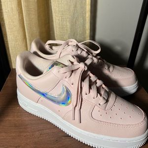 2020 Woman’s Air Force 1 Low 'Pink Iridescent'
